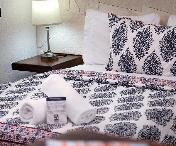 Amar Inn 2*